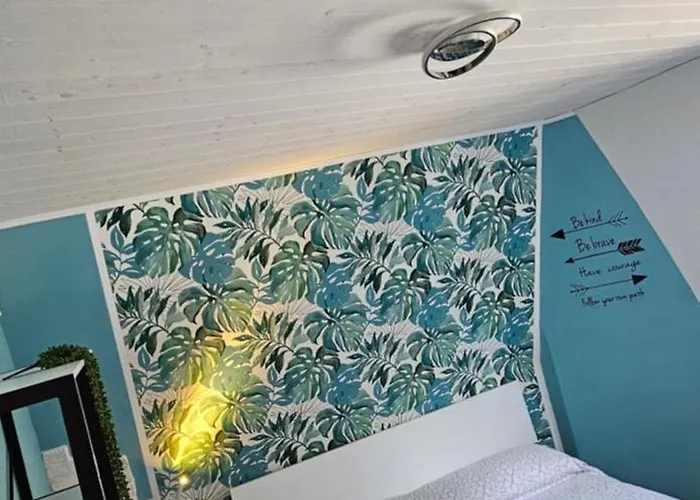 Sea Side Attic *