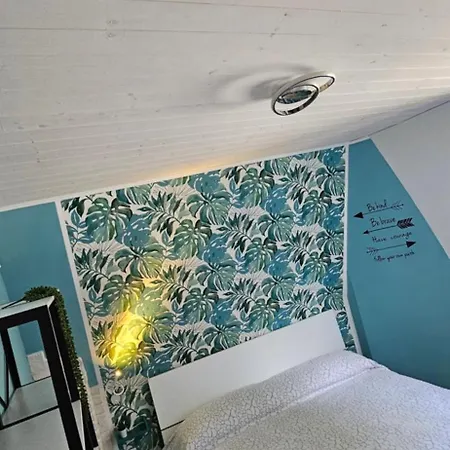 Sea Side Attic *